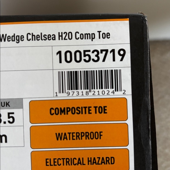 NWT Ariat Brown Leather Chelsea Waterproof Composite Toe Work Boot Wmns Size 6 - Picture 9 of 9